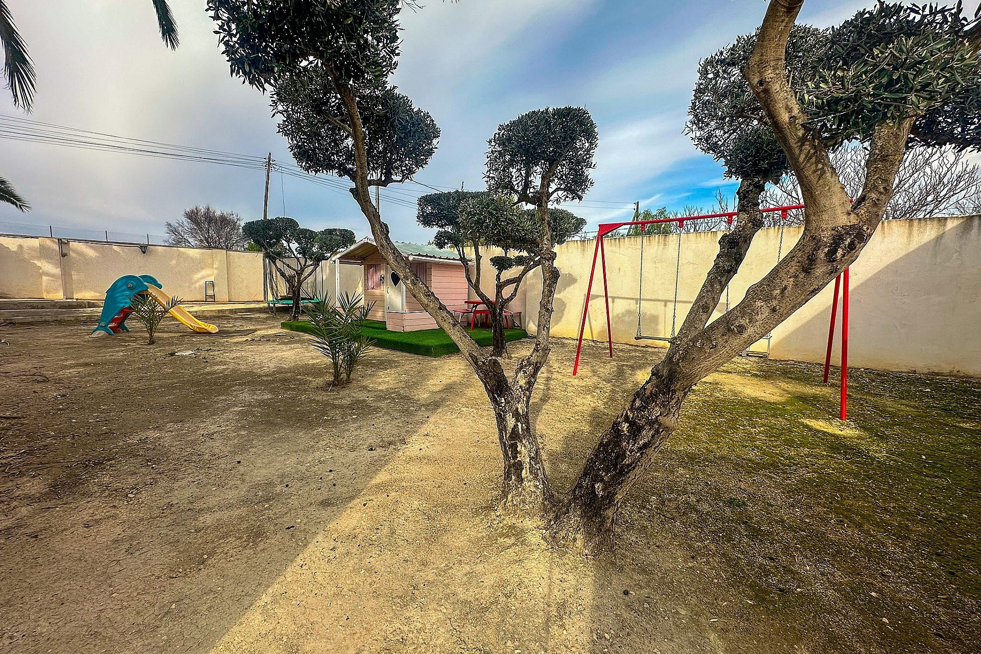 Herverkoop - Villa -
Sax