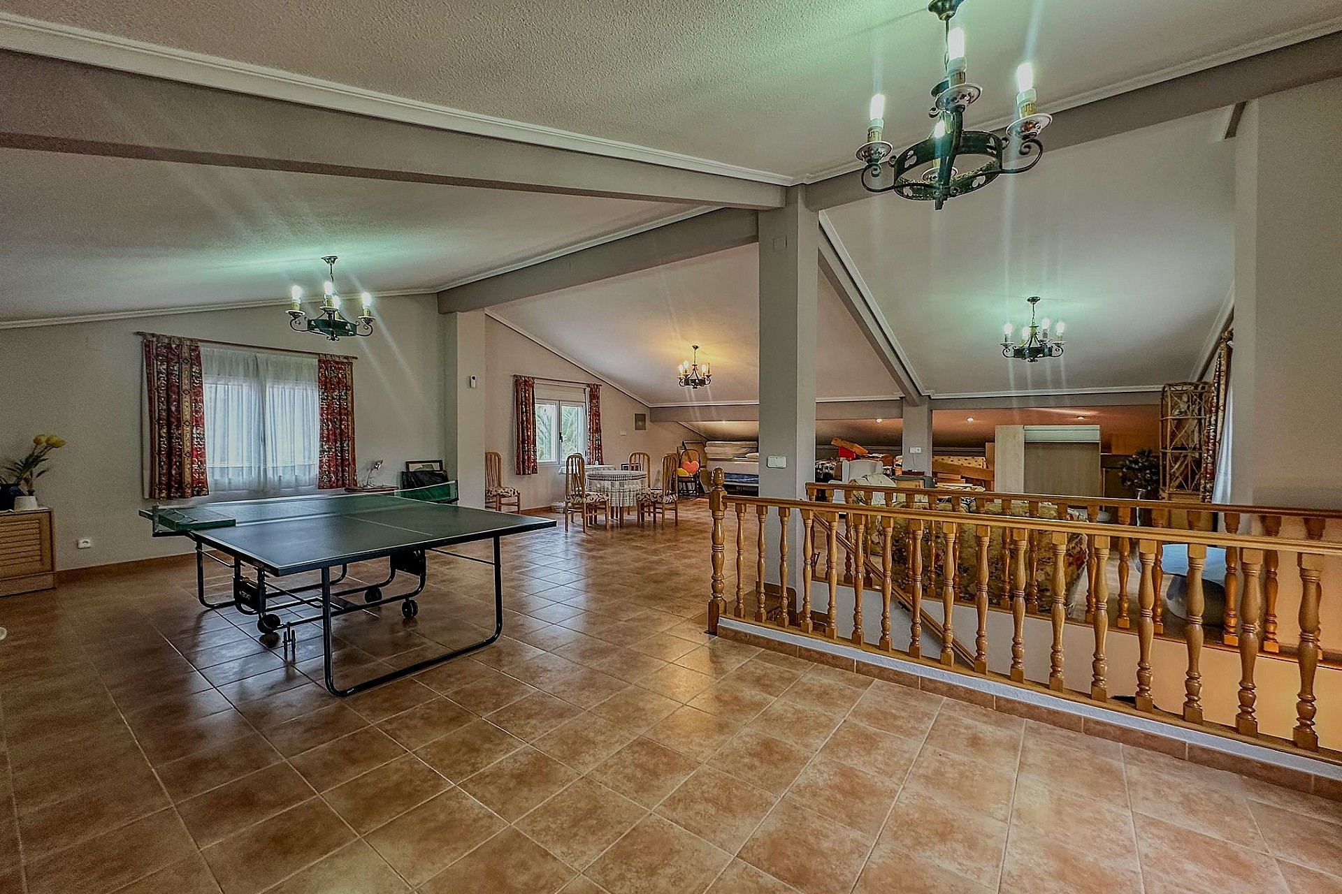 Herverkoop - Villa -
Sax