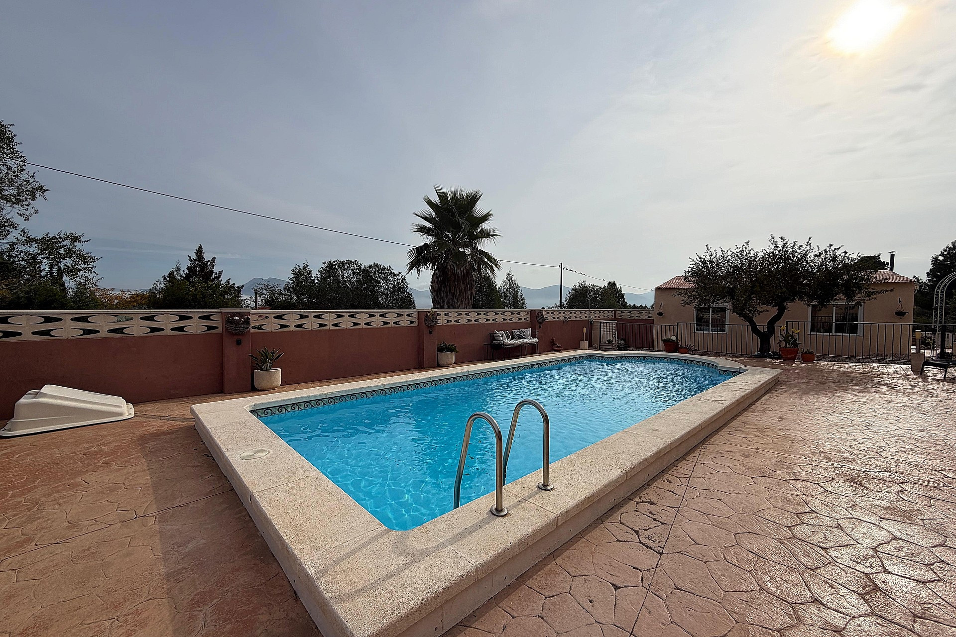 Herverkoop - Villa -
Sax