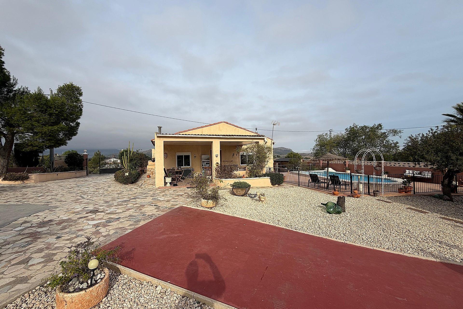 Herverkoop - Villa -
Sax