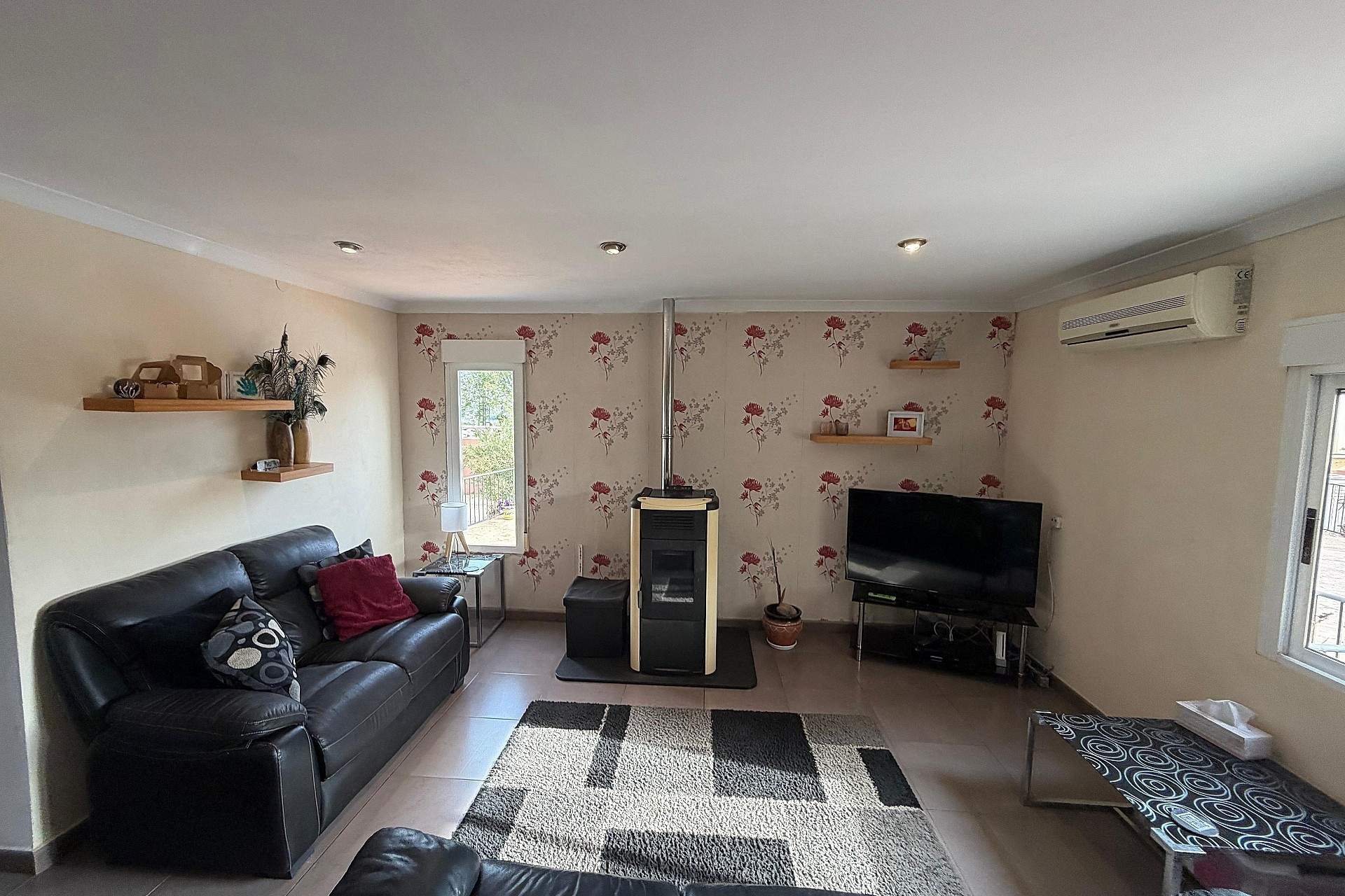 Herverkoop - Villa -
Sax