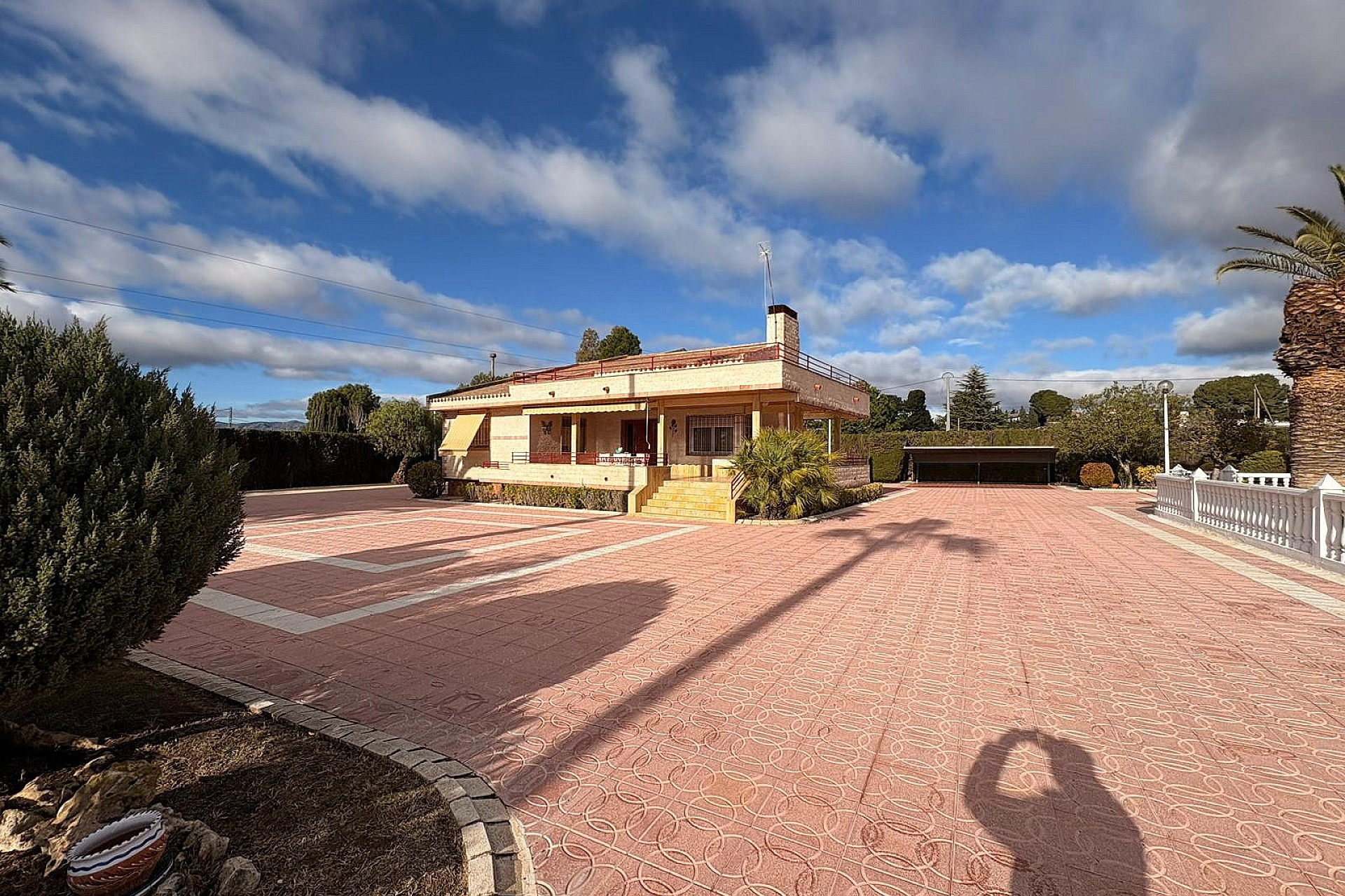 Herverkoop - Villa -
Sax