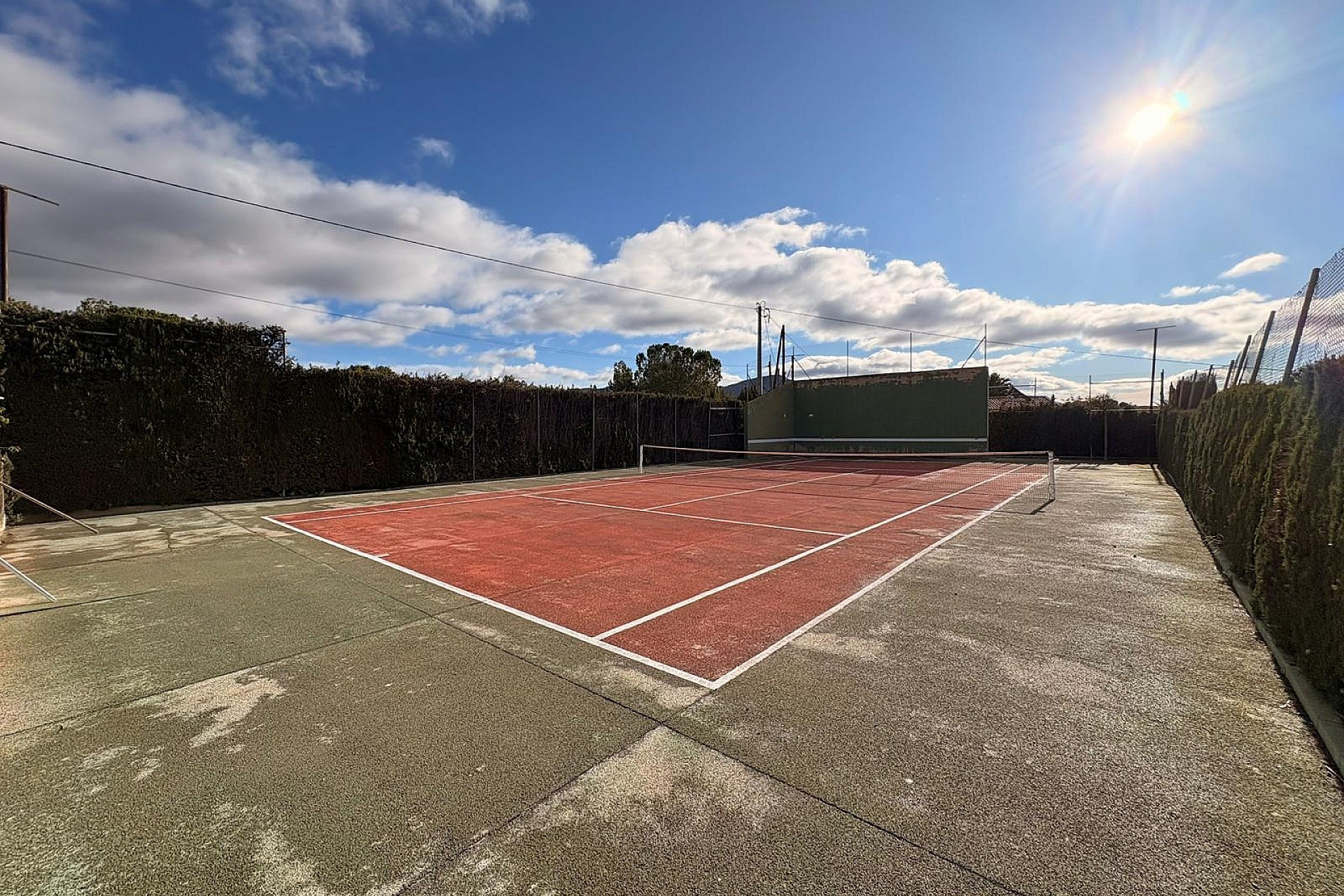 Herverkoop - Villa -
Sax