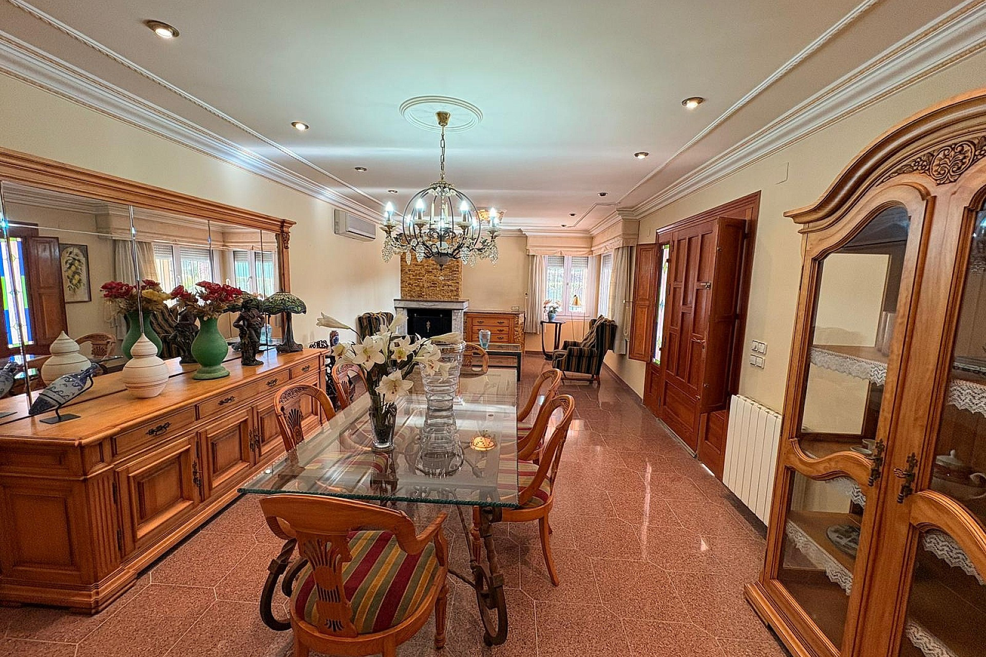 Herverkoop - Villa -
Sax