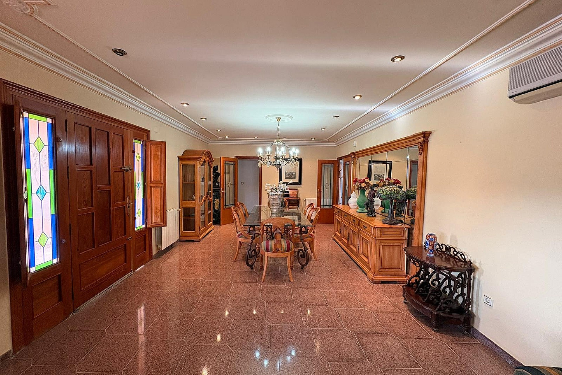 Herverkoop - Villa -
Sax