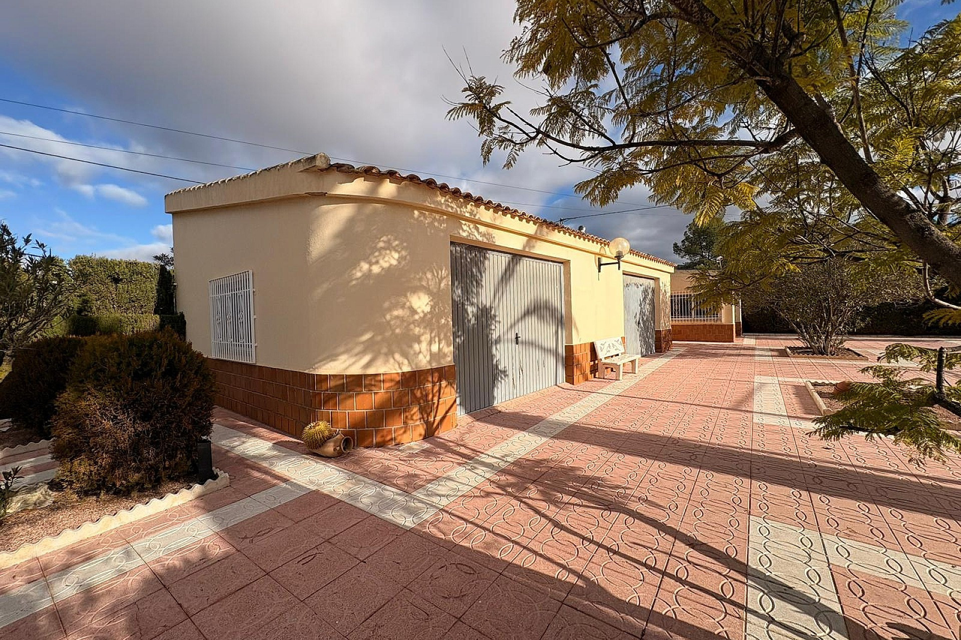 Herverkoop - Villa -
Sax