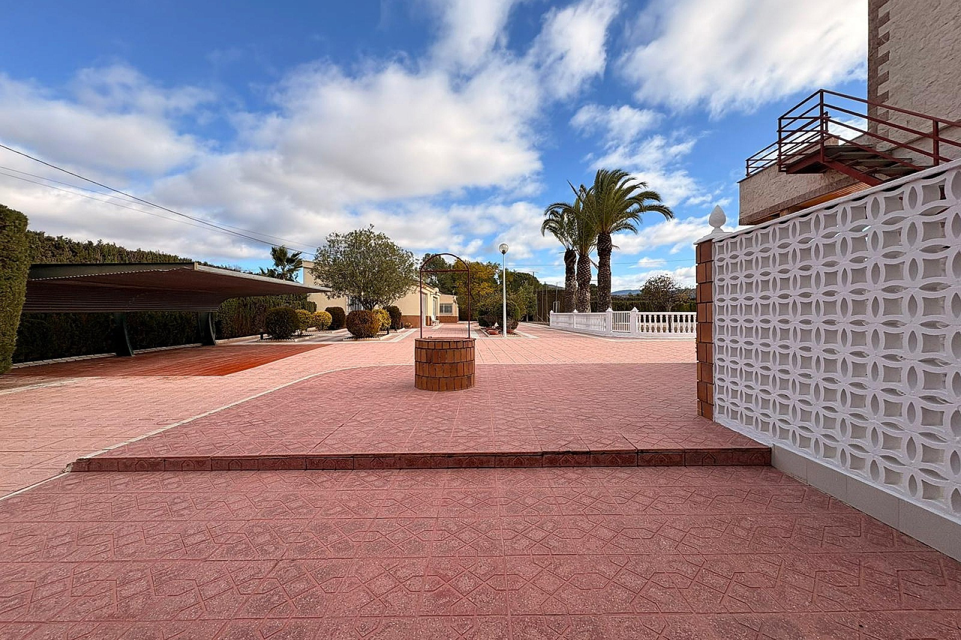 Herverkoop - Villa -
Sax