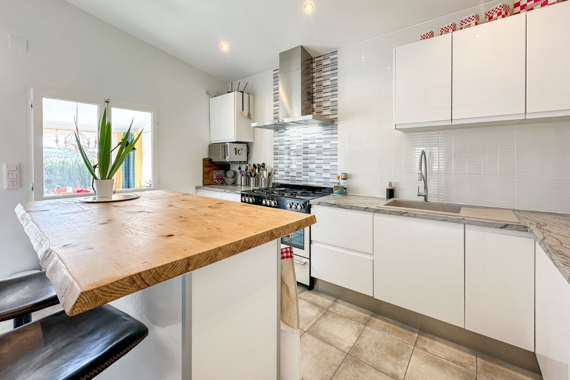 Herverkoop - Villa -
Sax