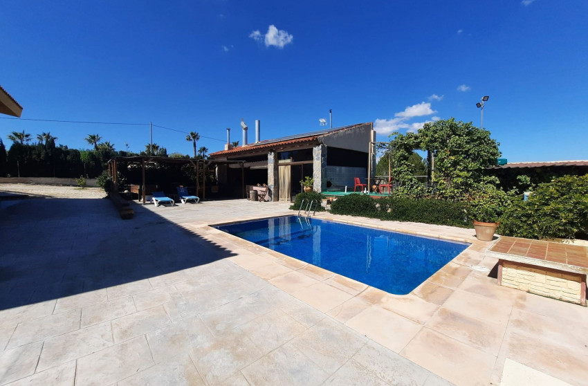 Herverkoop - Villa -
Sax