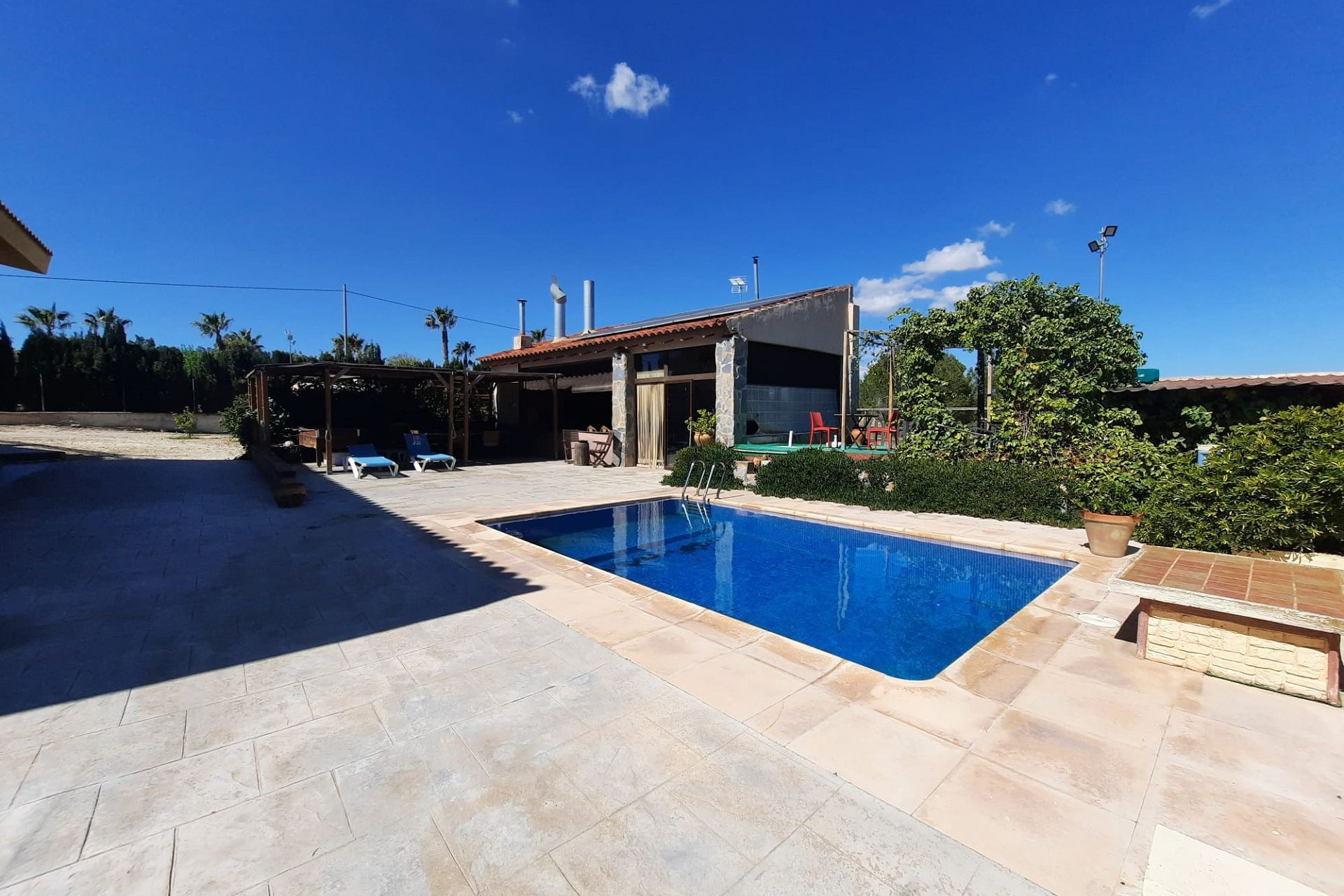 Herverkoop - Villa -
Sax