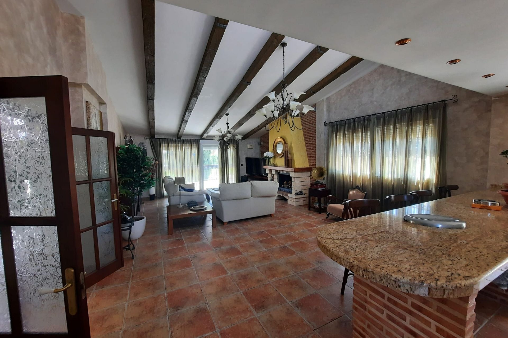 Herverkoop - Villa -
Sax