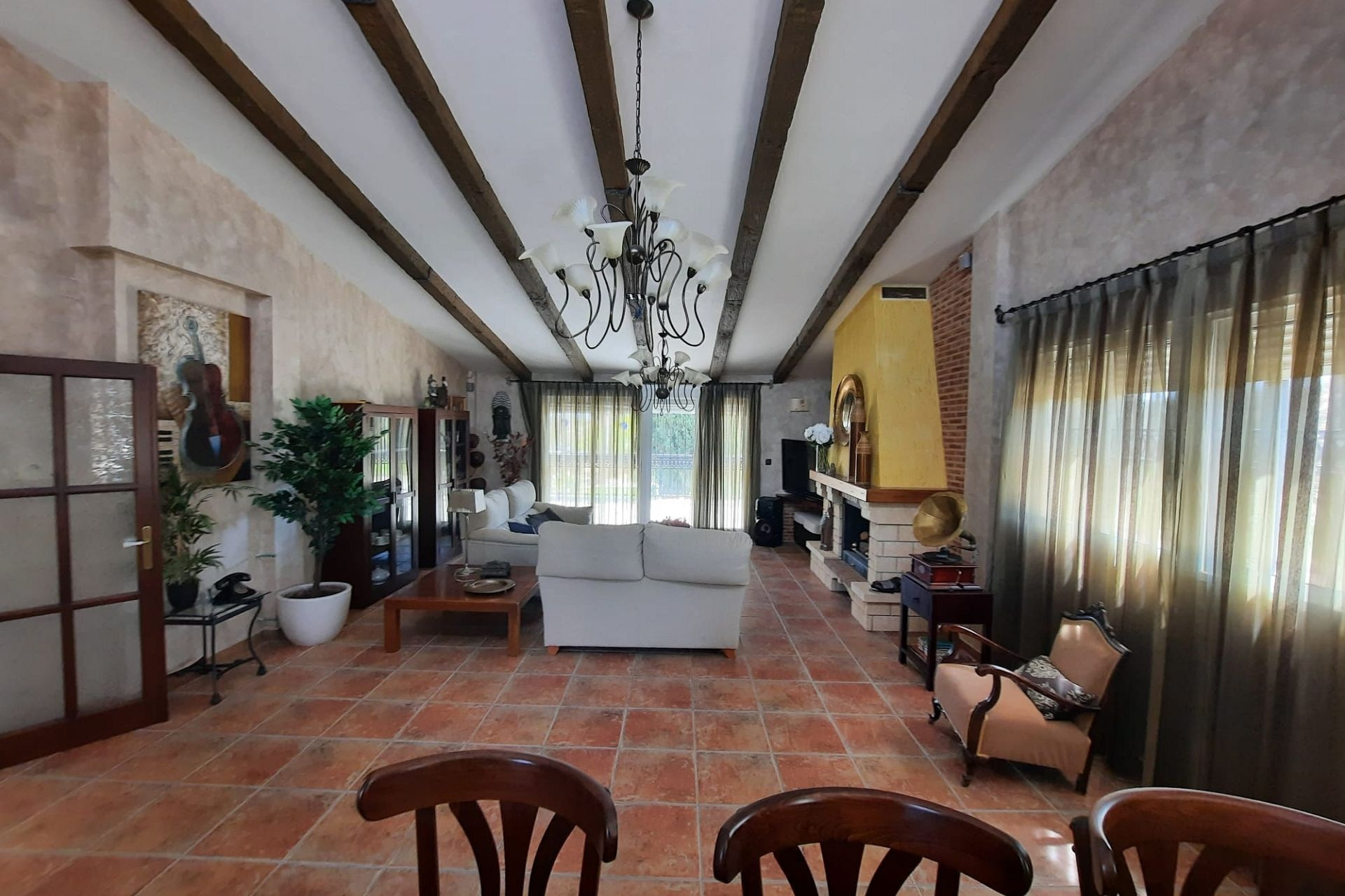 Herverkoop - Villa -
Sax