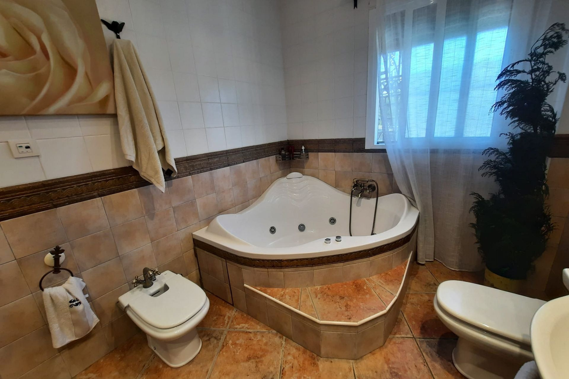 Herverkoop - Villa -
Sax