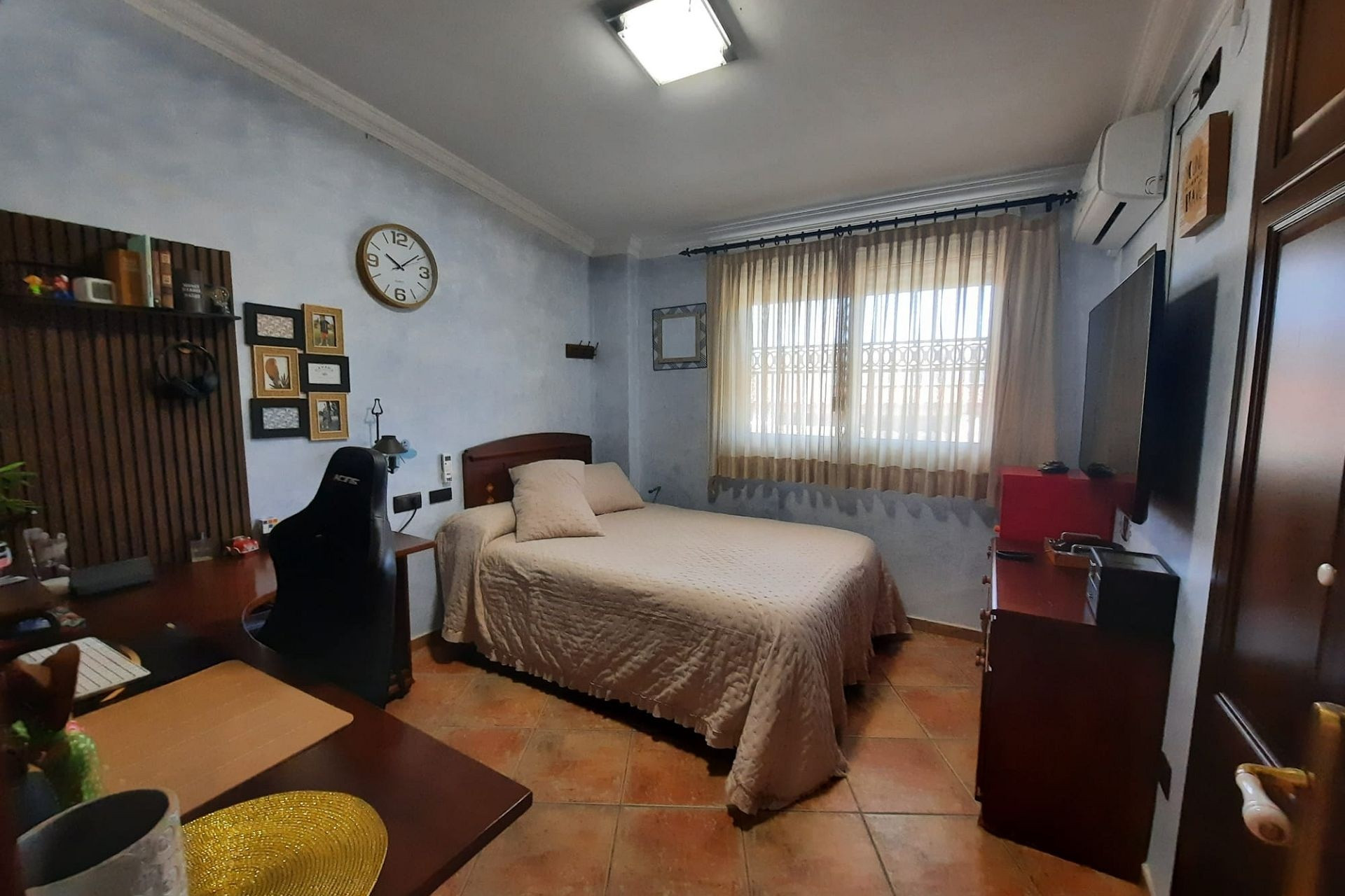 Herverkoop - Villa -
Sax