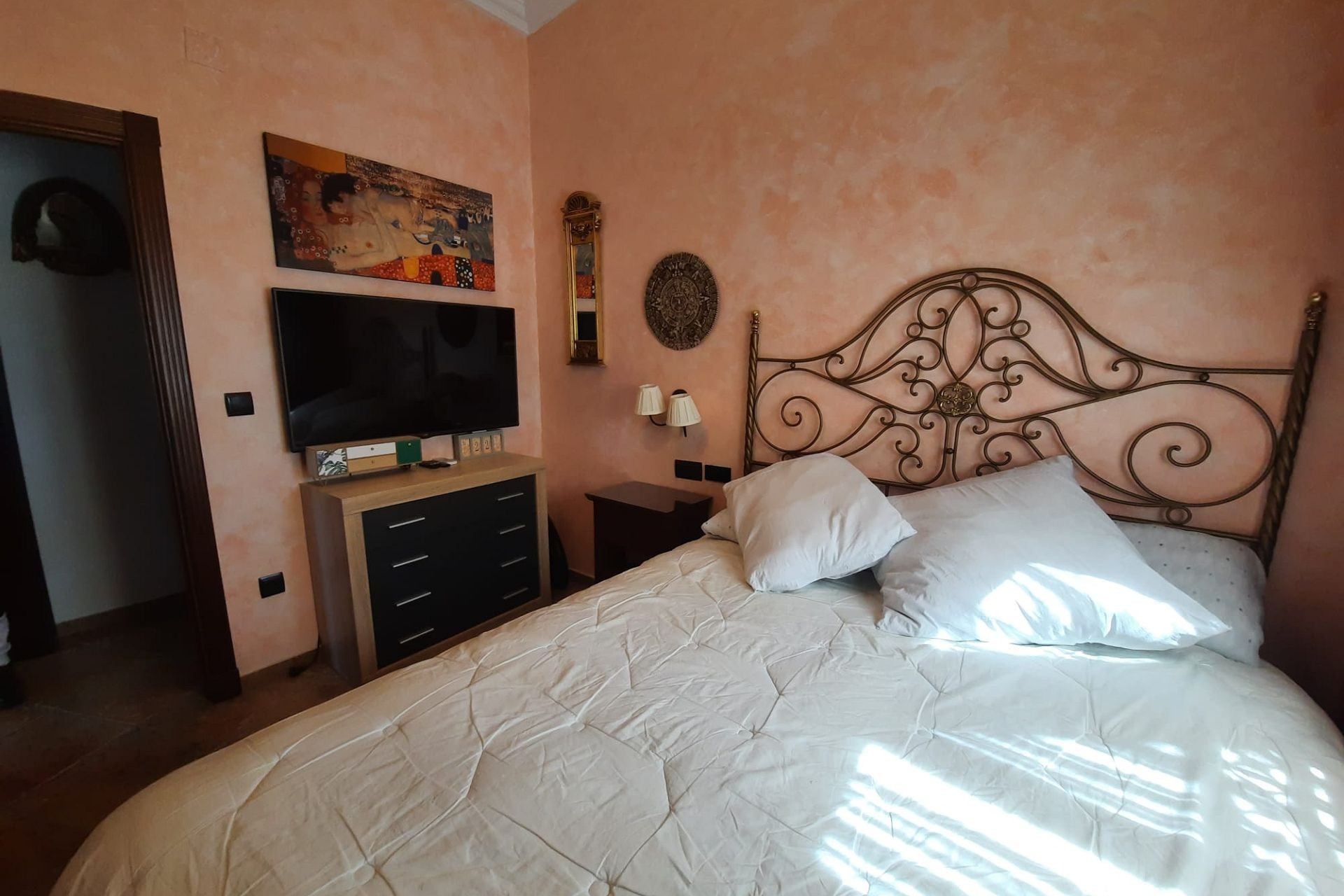 Herverkoop - Villa -
Sax