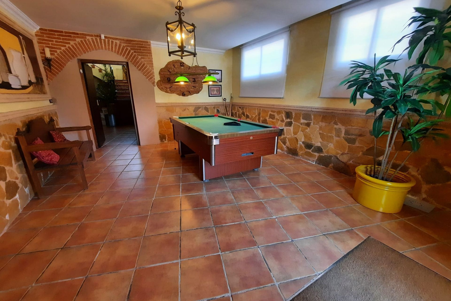 Herverkoop - Villa -
Sax