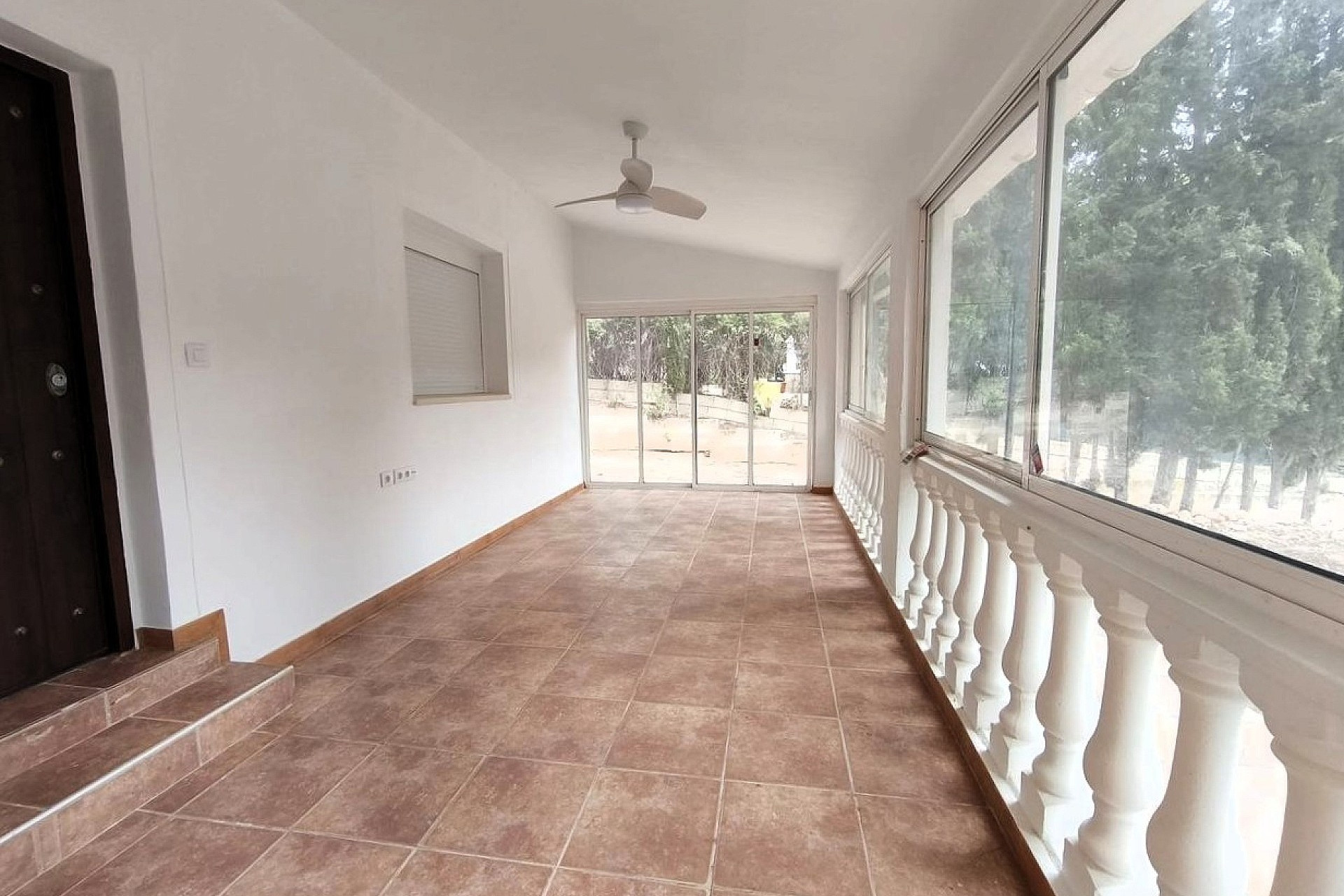 Herverkoop - Villa -
Tibi