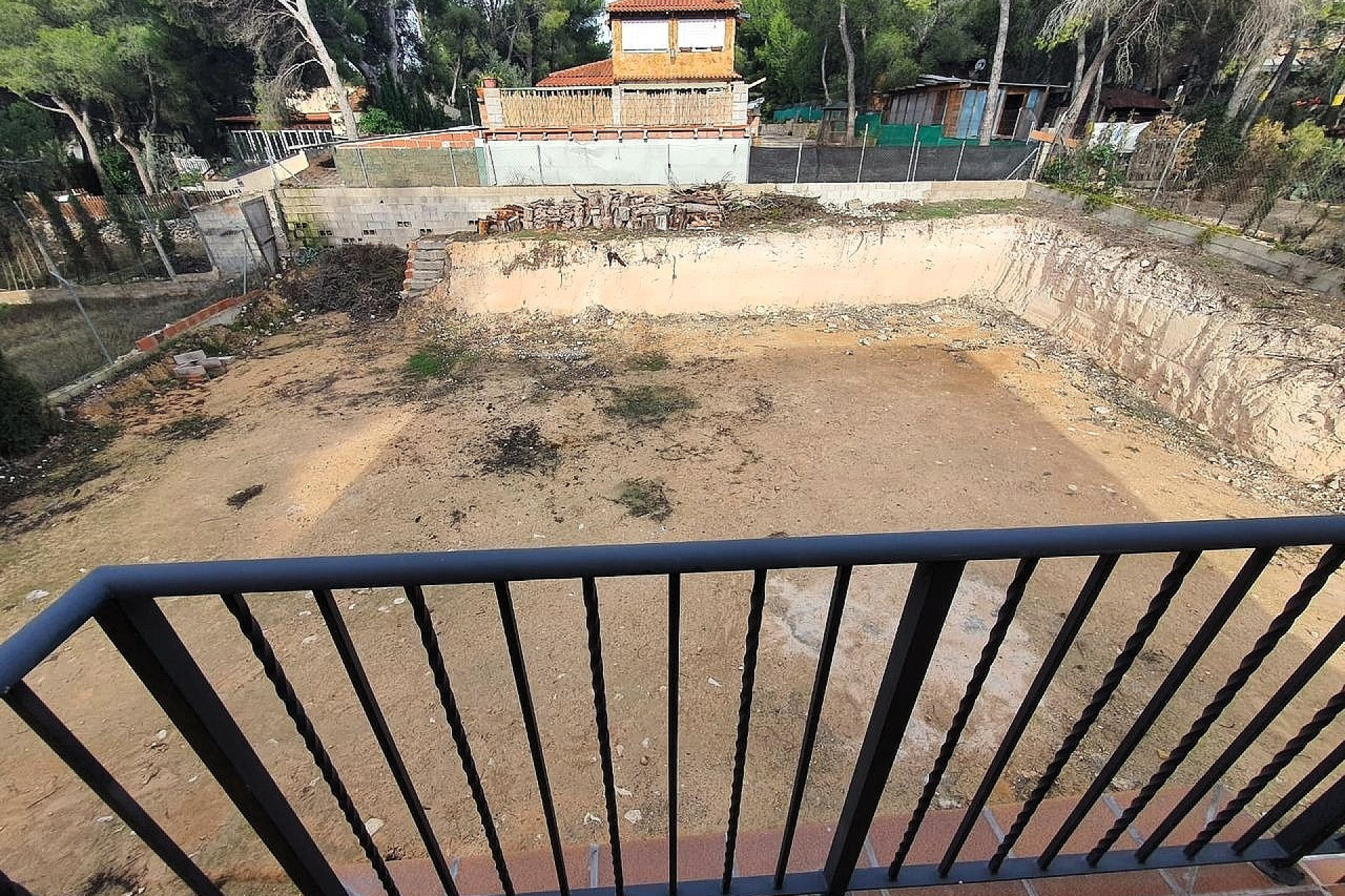 Herverkoop - Villa -
Tibi