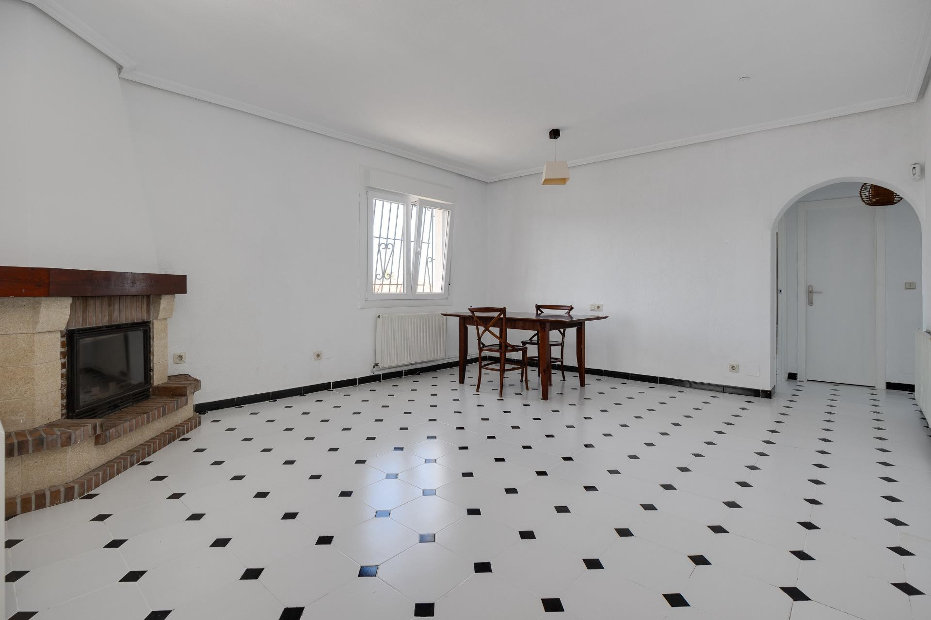 Herverkoop - Villa -
Torrevieja - La Siesta - El Salado - Torreta