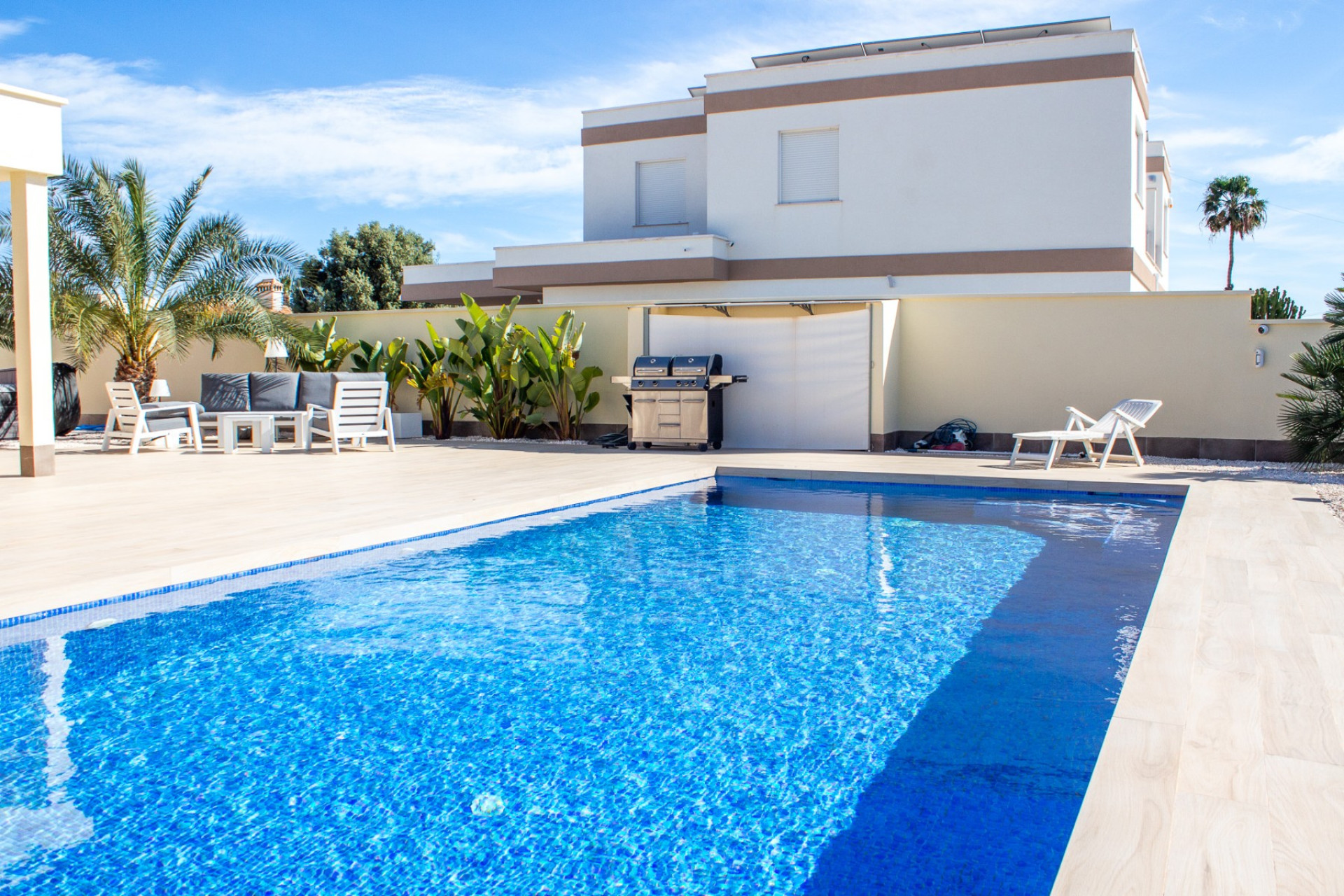 Herverkoop - Villa -
Torrevieja - La Siesta