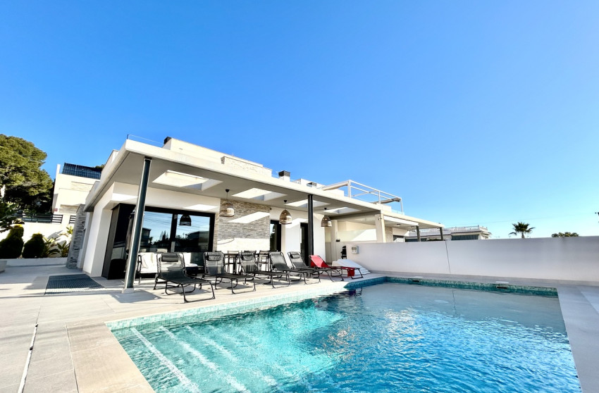 Herverkoop - Villa -
Torrevieja - Los Balcones