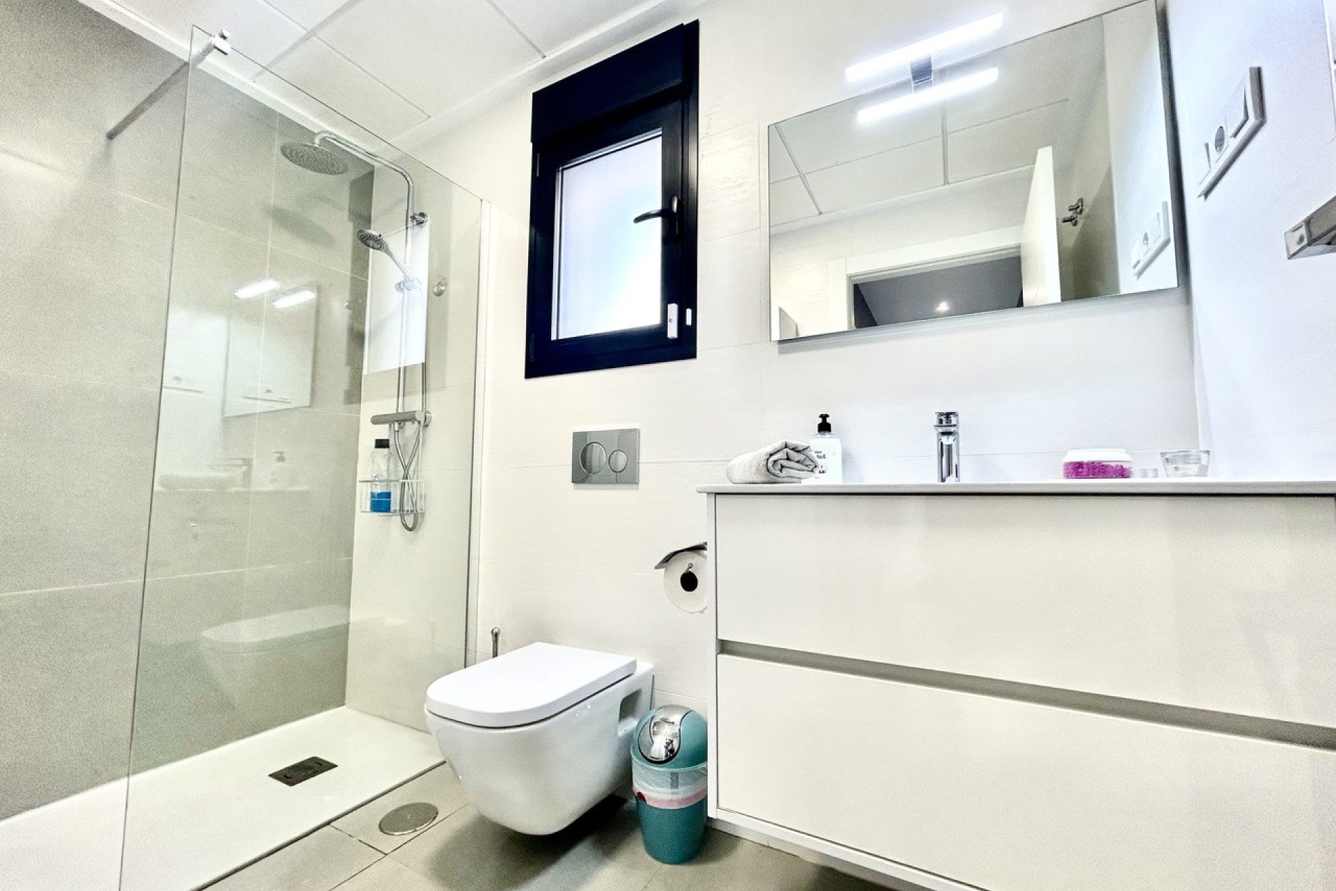 Herverkoop - Villa -
Torrevieja - Los Balcones