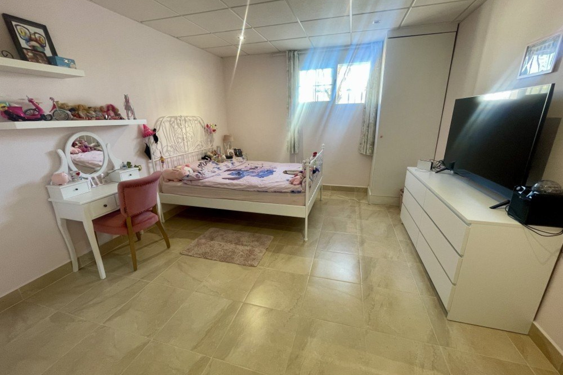 Herverkoop - Villa -
Urb. La Marina - Inland