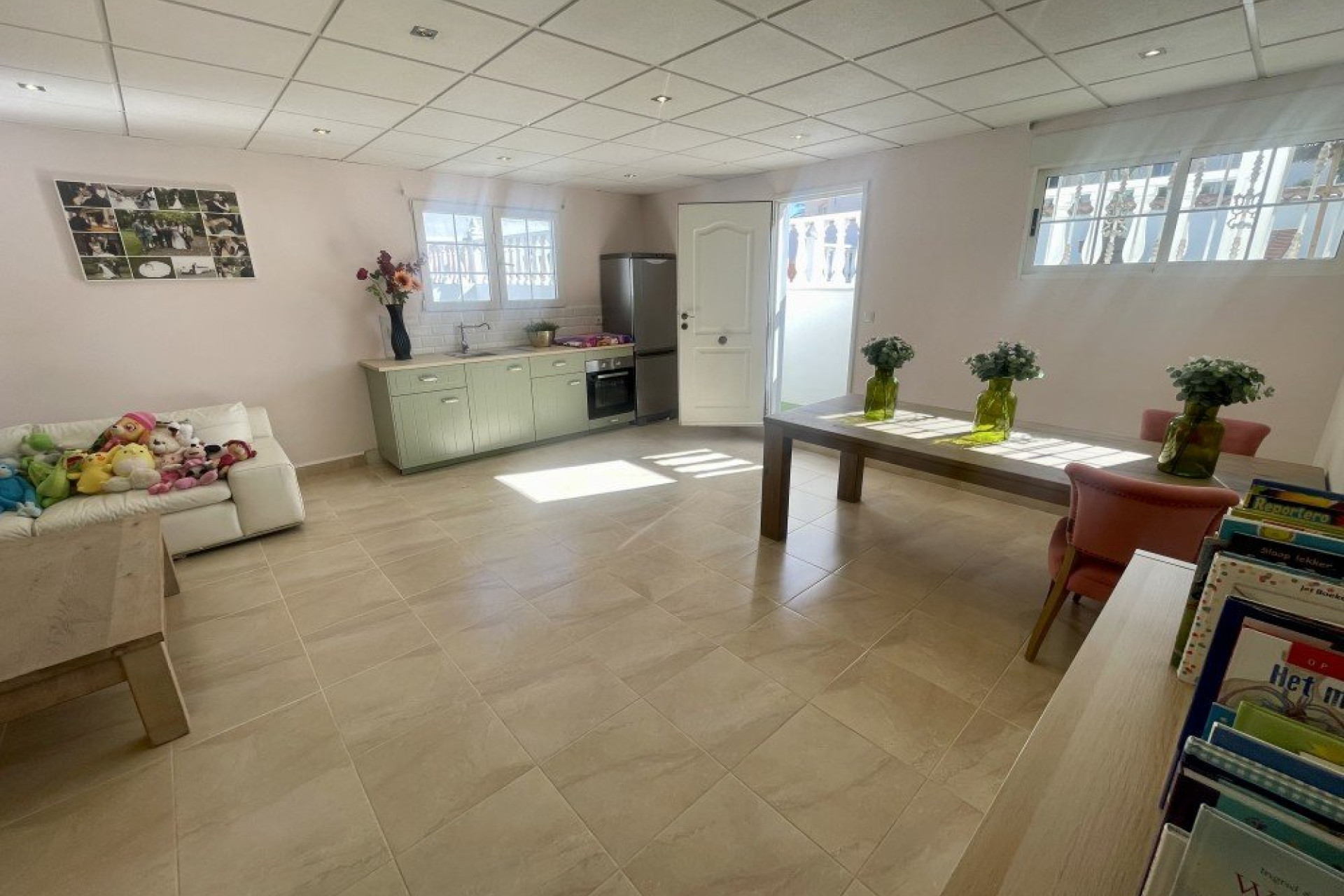 Herverkoop - Villa -
Urb. La Marina - Inland