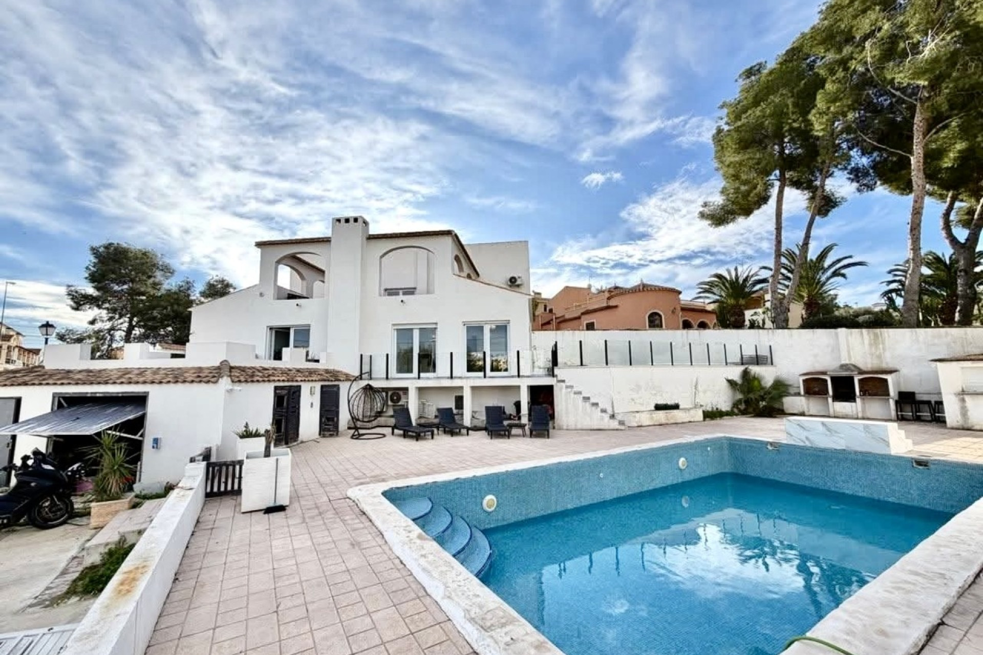 Herverkoop - Villa -
Villamartín