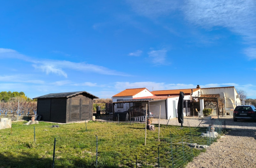 Herverkoop - Villa -
Villena - Inland