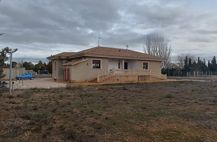 Herverkoop - Villa -
Yecla - Inland