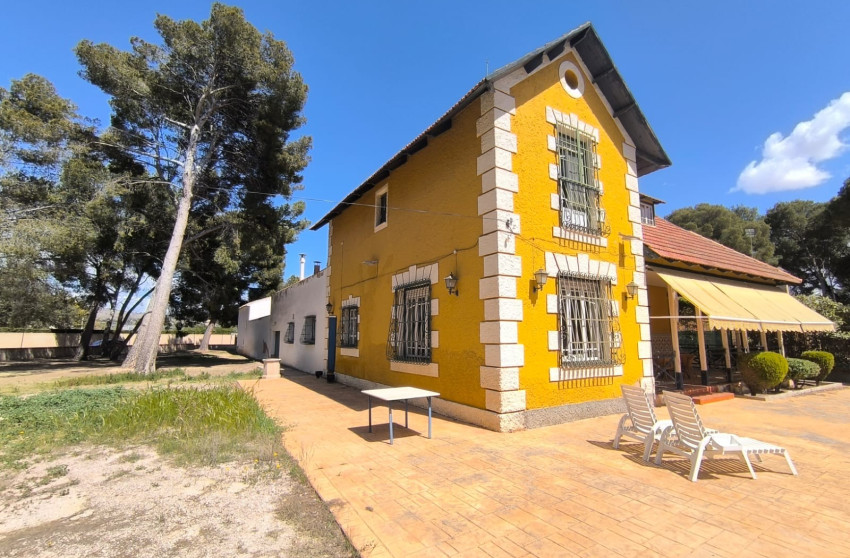 Herverkoop - Villa -
Yecla - Inland