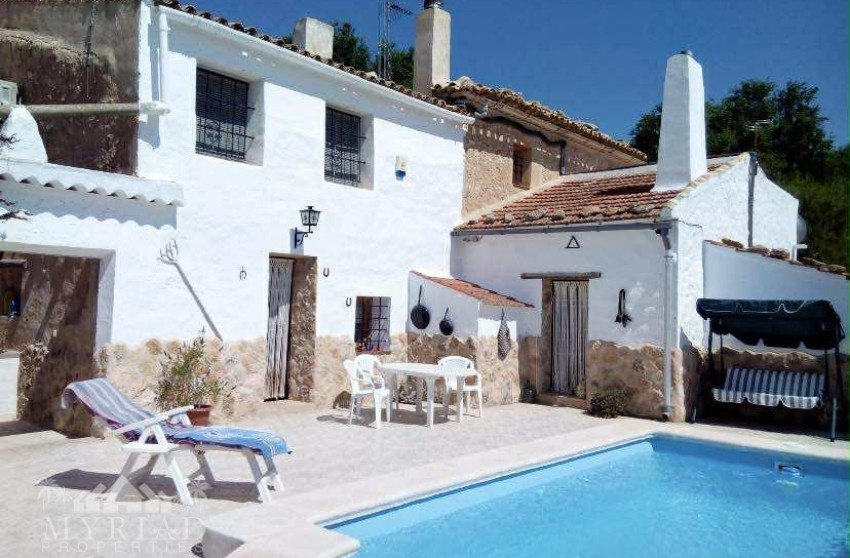 Herverkoop - Villa -
Yecla - Yecla Murcia