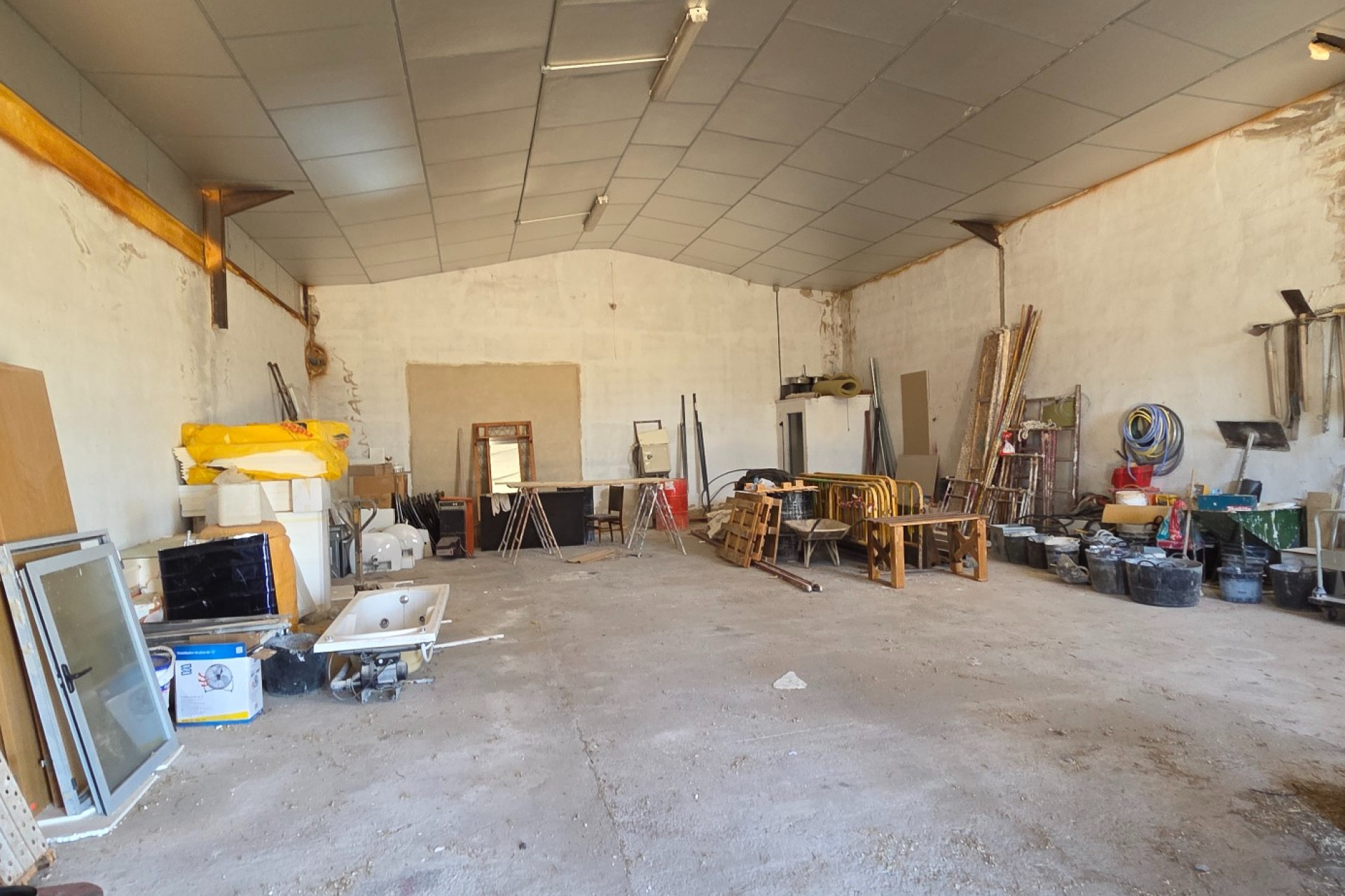 Herverkoop - Villa -
Yecla