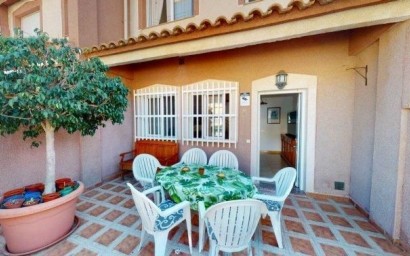 Maison mitoyenne - Revente -
            Los Urrutias - WE510053