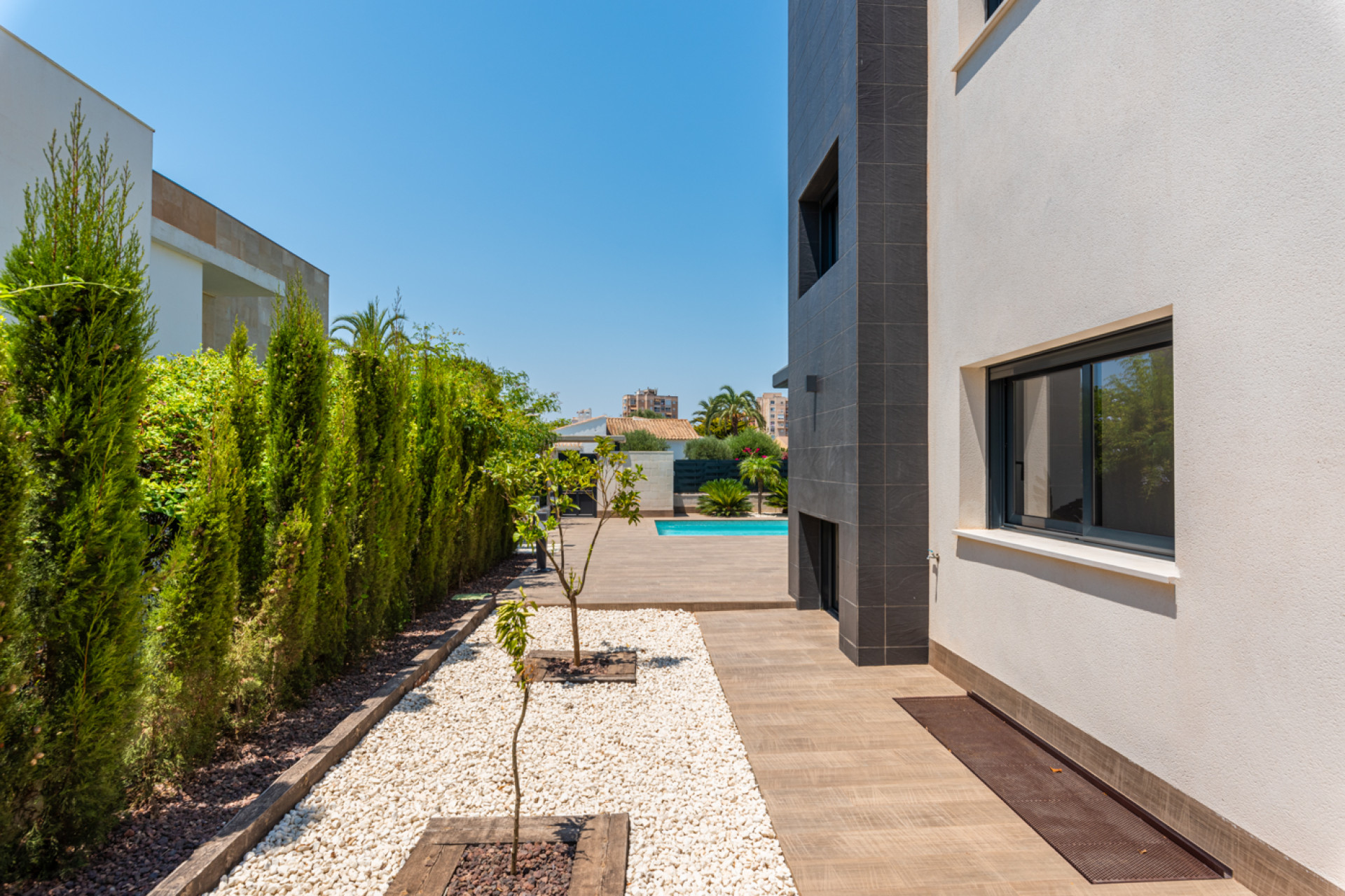 New Build - detached -
Playa Paraiso