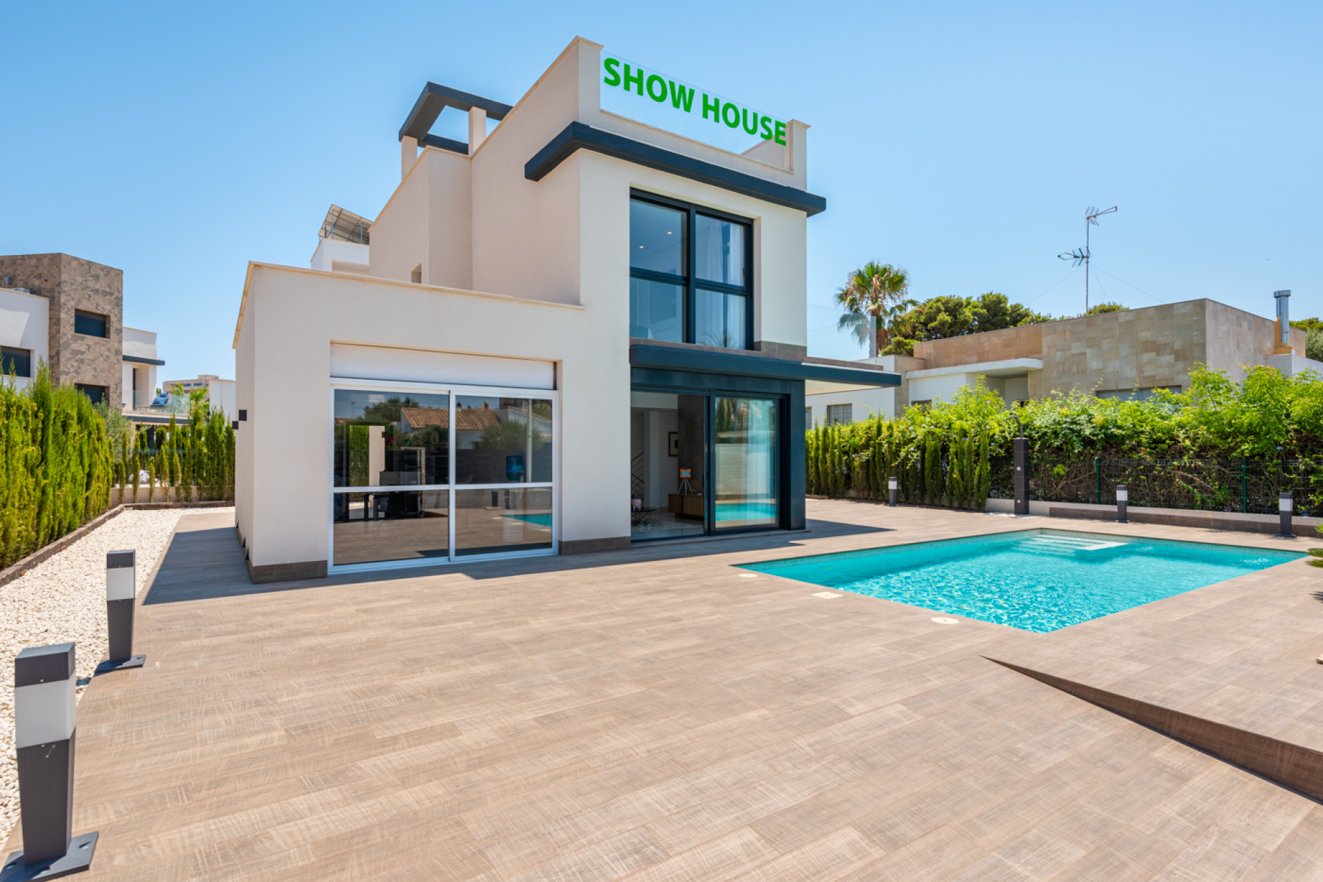 New Build - detached -
Playa Paraiso