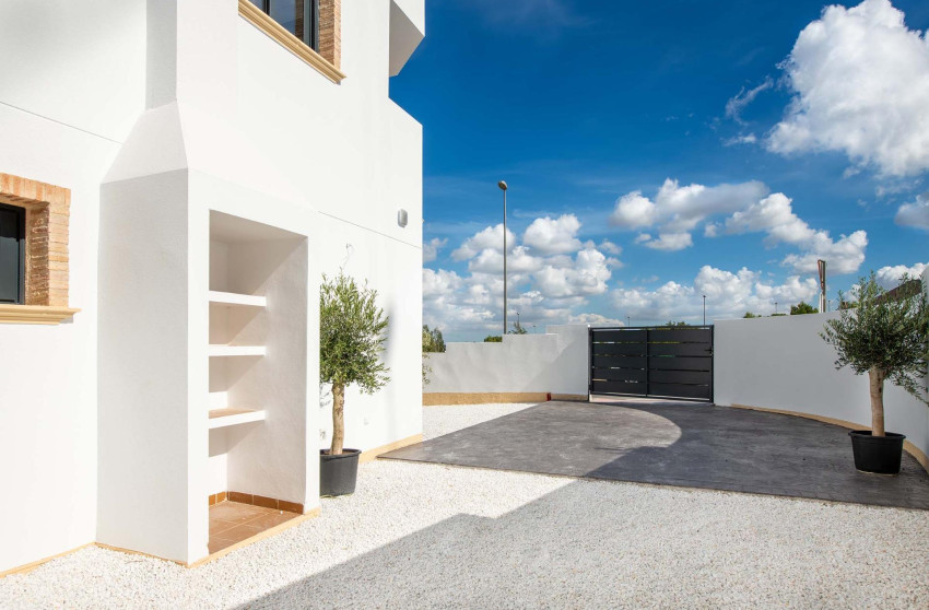 New Build - Townhouse -
Cox - San Fernando