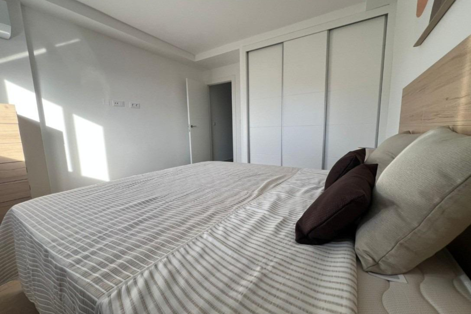 New Build - Townhouse -
La Union - centro