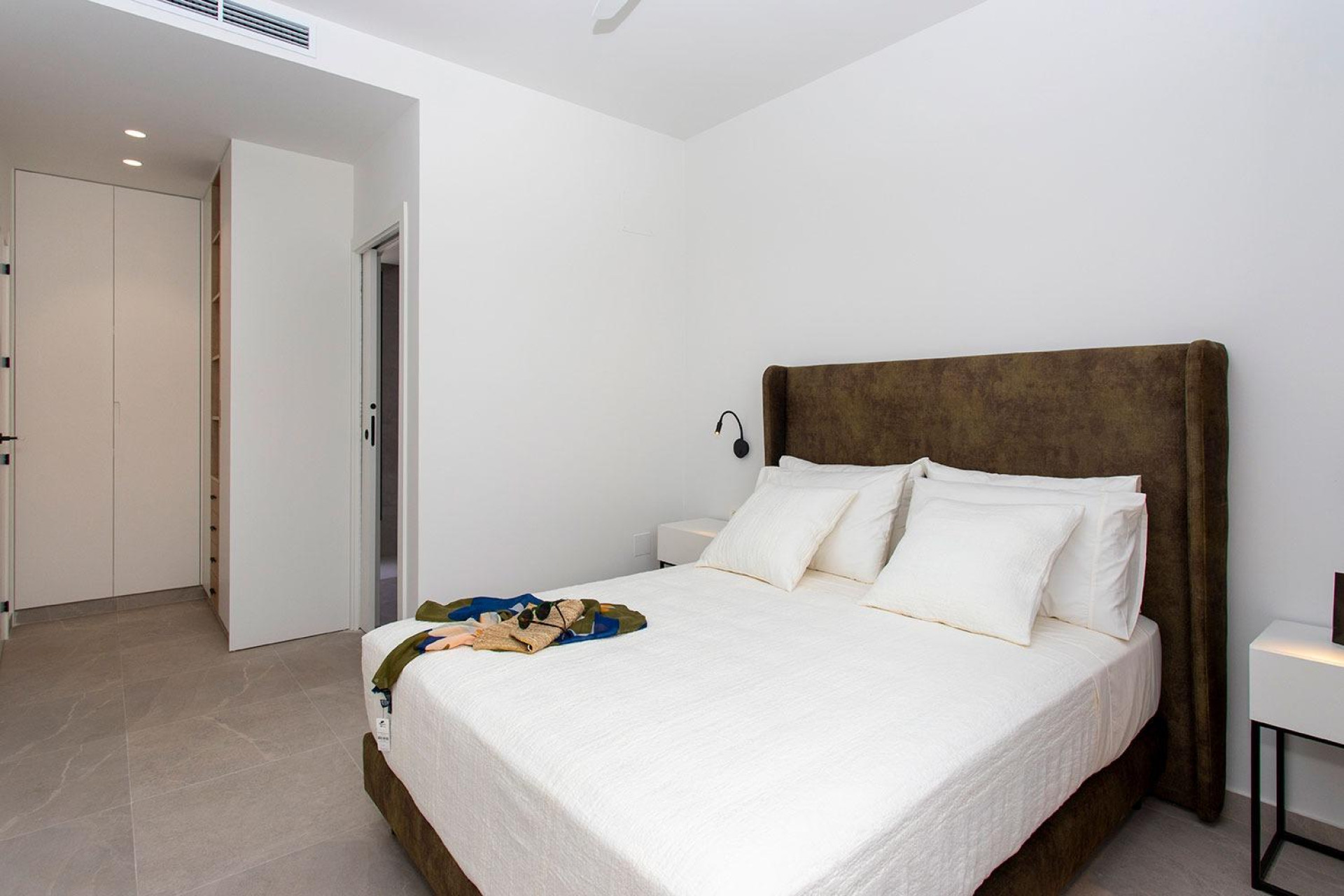 New Build - Townhouse -
Sucina