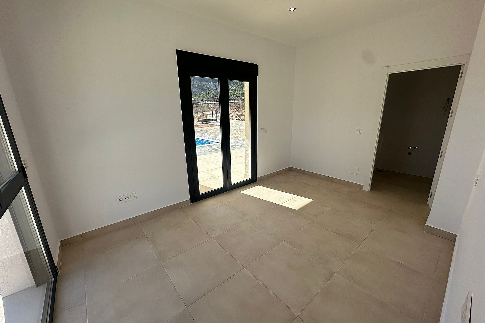 New Build - Villa -
El Canton