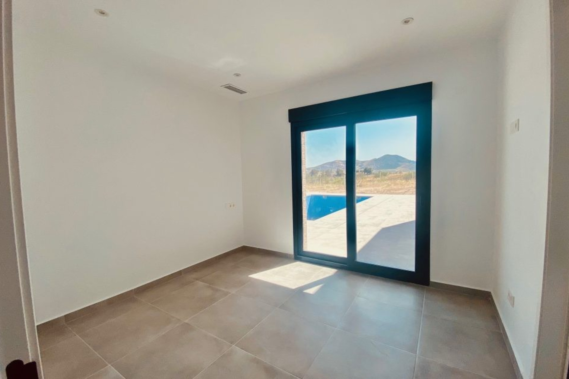 New Build - Villa -
Macisvenda