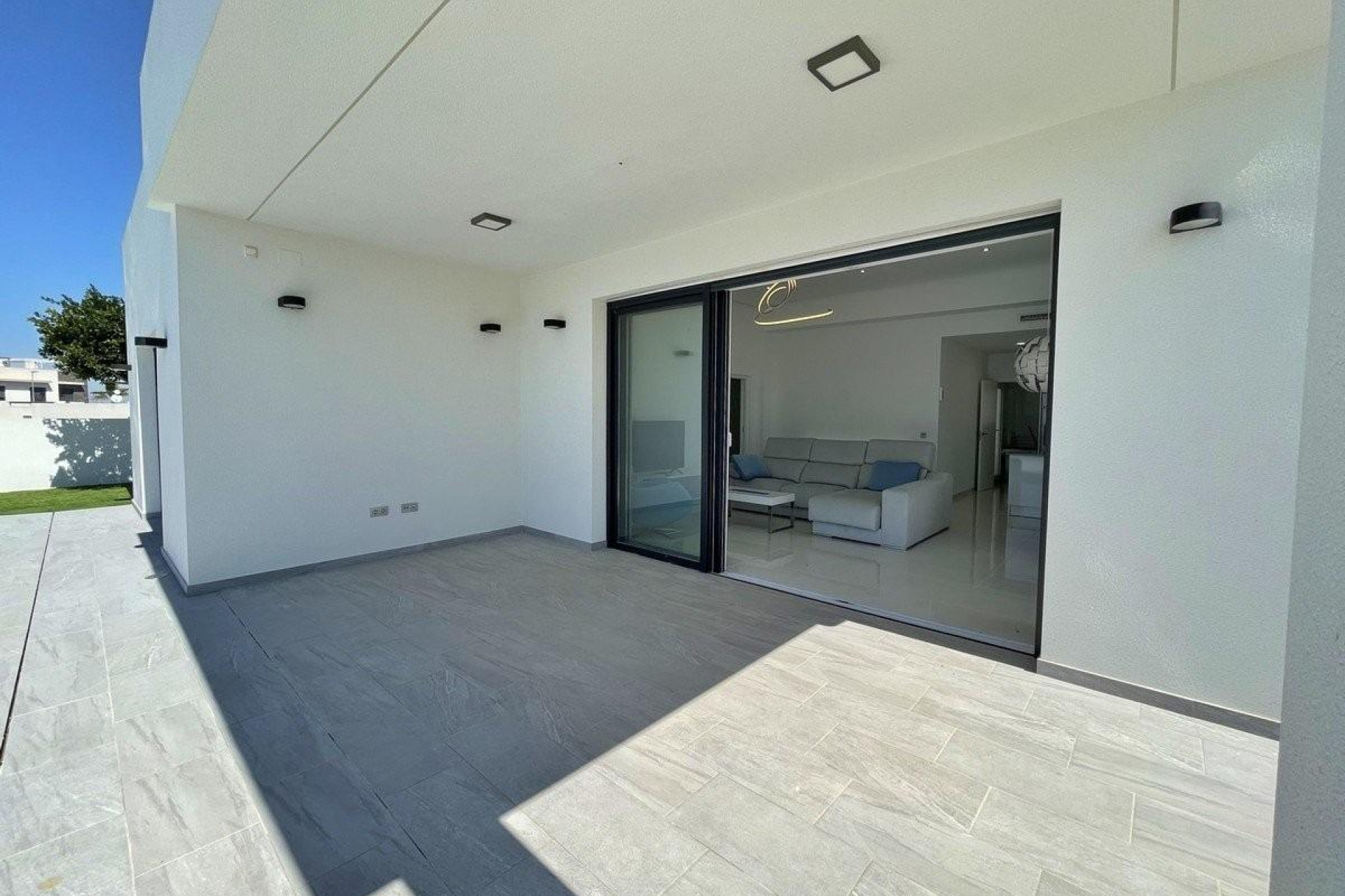 New Build - Villa -
Rafal - polideportivo