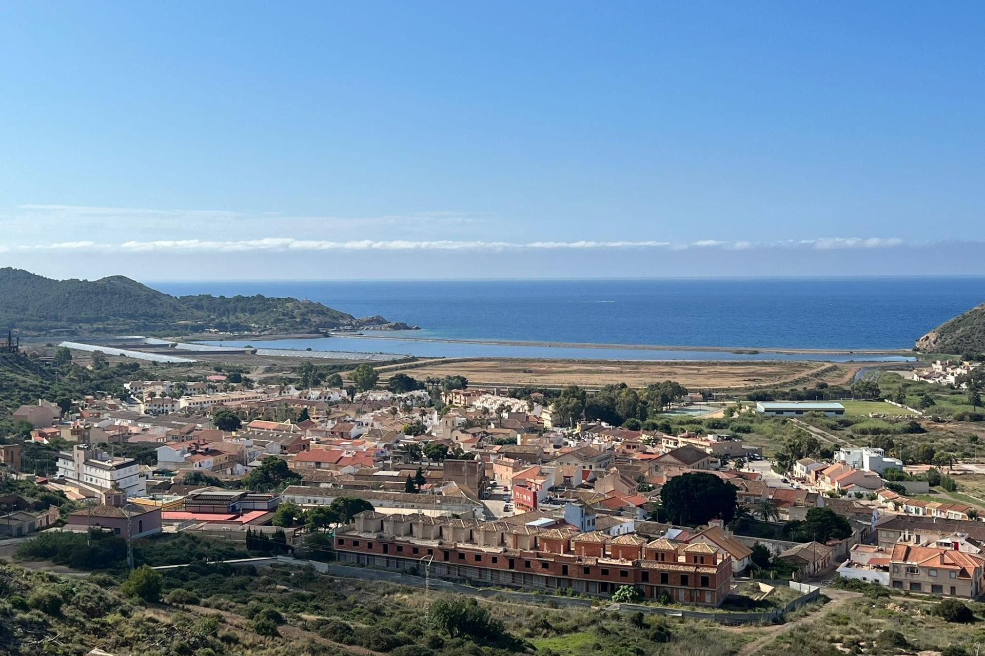 Nieuwbouw - Herenhuis -
La Union - centro