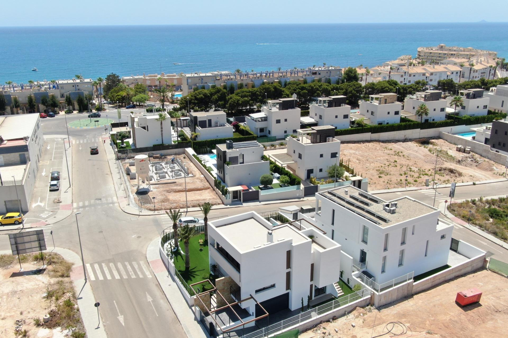 Nieuwbouw - Villa -
Orihuela Costa - Campoamor