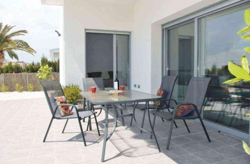 Nieuwbouw - Villa -
Rafal - polideportivo