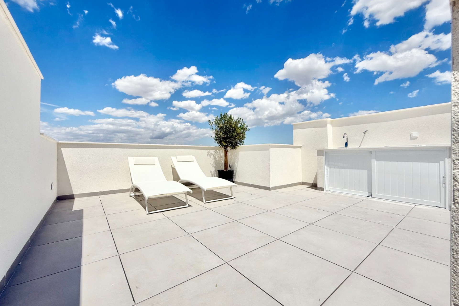 Nouvelle construction - Appartement -
Cox