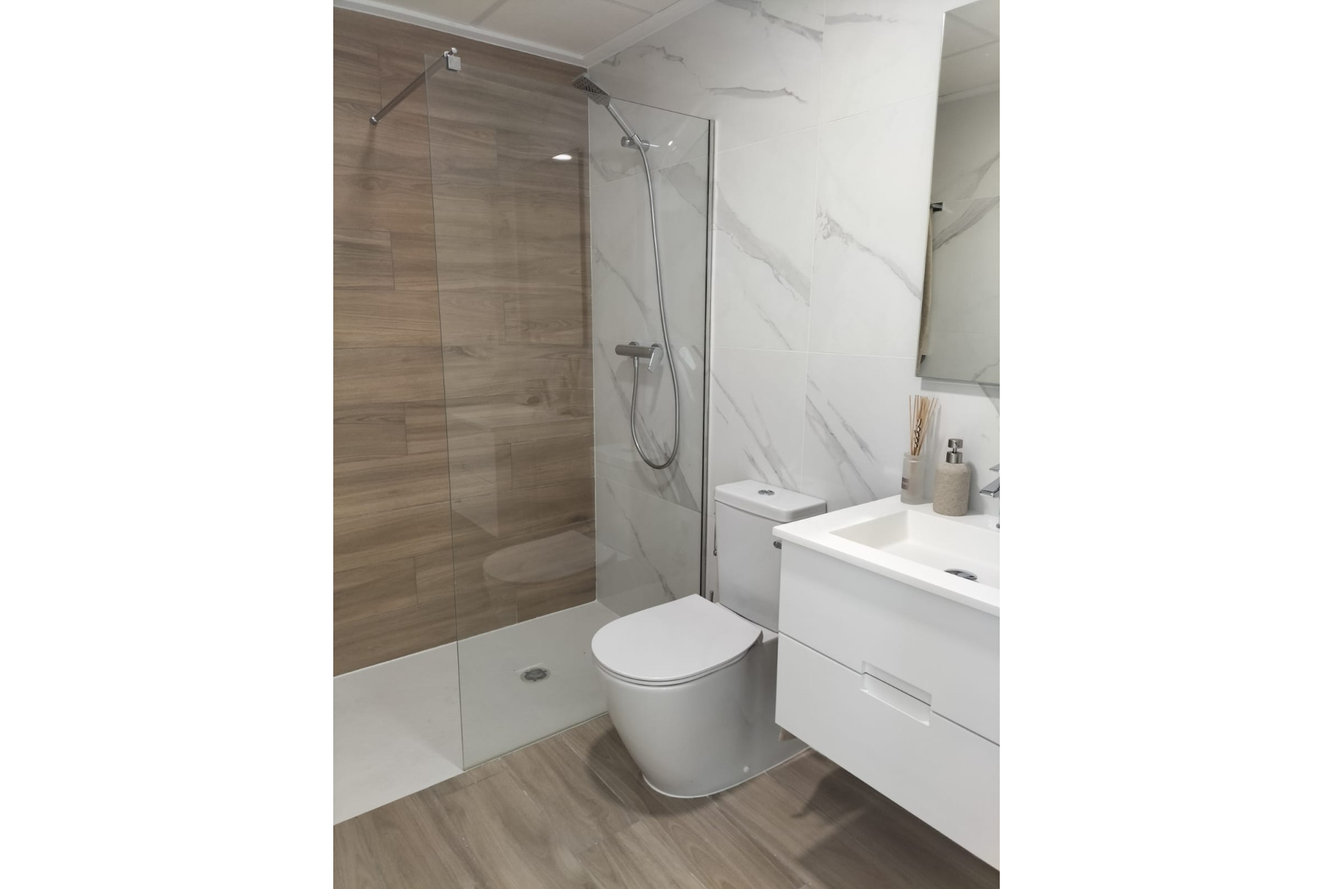 Nouvelle construction - Appartement -
Orihuela Costa