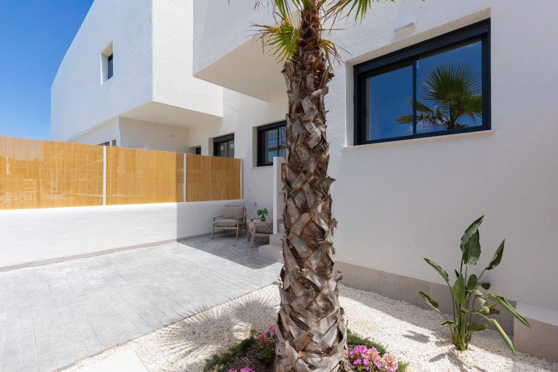 Nouvelle construction - Bungalow -
Dolores - Sector 3
