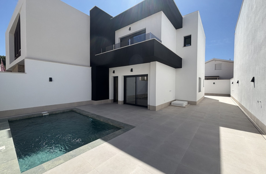 Nouvelle construction - detached -
Heredades